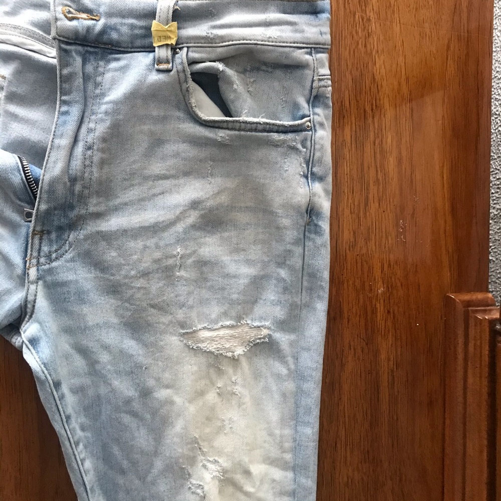 Amiri - Picture 5 of 10